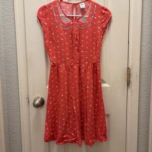 LC Lauren Conrad X Disney Minnie Mouse Cap Sleeve Dress, size 2